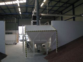 ČISTIČKA DELTA 102 - NÁSYPNÝ KOŠ